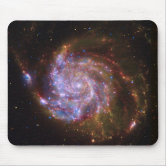 Alfombrilla De Ratón Nacimiento estelar en el volante: Galaxia M101