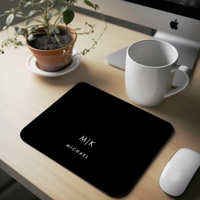 Alfombrilla De Ratón Negra | Monograma moderno (A minimalist modern mousepad with your monogram or initials)