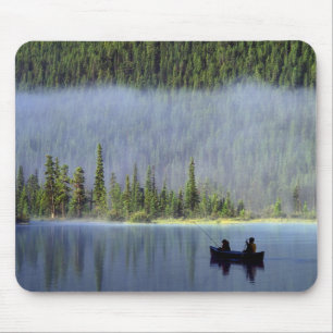 Alfombrilla De Ratón Niños pescando en canoa con niebla en