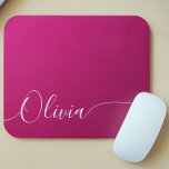 Alfombrilla De Ratón Nombre del guión de caligrafía elegante de color b<br><div class="desc">El Personalizado de escritura de caligrafía elegante blanca brillante rosa  Nombre personalizado Mouse Pad presenta un diseño moderno y moderno,  sencillo y elegante con su nombre personalizado en una tipografía de escritura caligráfica escrita a mano elegante con un fondo de brillo metálico rosa. Diseñado por ©Evco Studio www.zazzle.com/store/evcostudio</div>