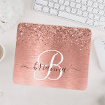 Alfombrilla De Ratón Nombre del monograma del Purpurina Metalizado cepi<br><div class="desc">Personalice fácilmente este diseño de diseño de almohadillas de ratón de moda con un purpurina brillante de oro rosa bonito sobre un fondo metálico rosa cepillado de oro.</div>
