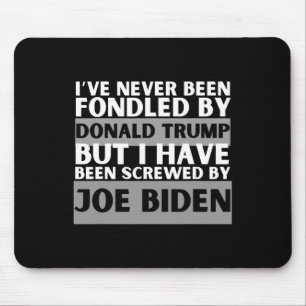 Alfombrilla De Ratón Nunca Fue Fondeado Por Donald Trump, pero jodido 1