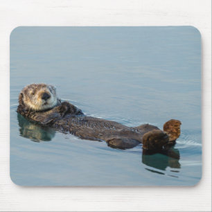 Alfombrilla De Ratón Nutria marina flotando de espaldas en el océano