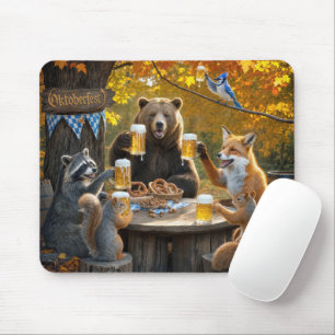 Alfombrilla De Ratón Oktoberfest en el bosque con fauna silvestre