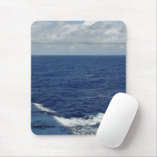 Alfombrilla De Ratón Olas oceánicas y nubes esponjosas Mousepad