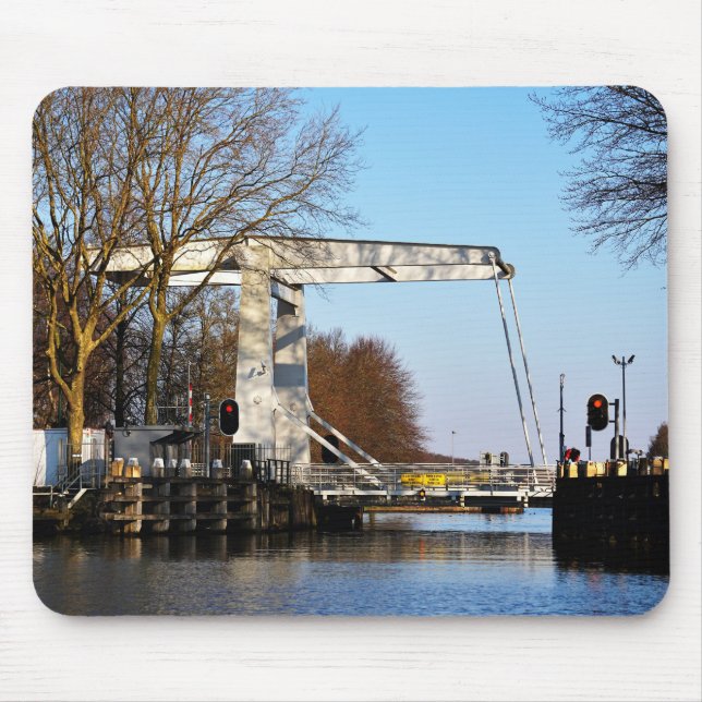 Alfombrilla De Ratón Ophaalbrug over gracht in Nederland. (Frente)