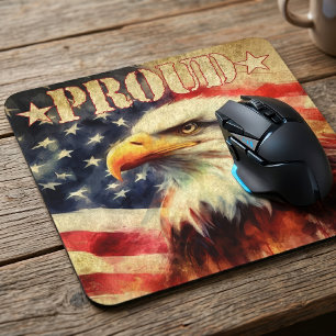 Alfombrilla De Ratón Orgulloso Americano. Águila Calva y Bandera de los