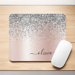 Alfombrilla De Ratón Oro Rosa - Monograma Purpurina Rubor rosado platea<br><div class="desc">Oro Rosa - Purpurina de espuma metálica de Relieve metalizado Rubor rosa y plata Faux cepillado Nombre Metalizado del Monograma y Mousepad inicial (almohadilla del ratón). Esto hace que el dulce perfecto cumpleaños 16, boda, ducha de novia, aniversario, ducha de bebé o fiesta de soltera sea regalo para alguien que...</div>