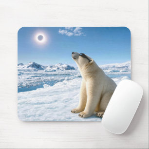Alfombrilla De Ratón Oso polar mirando un eclipse solar