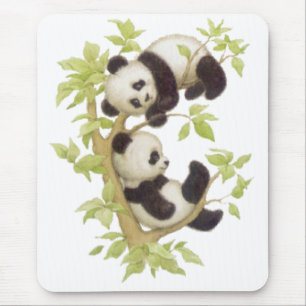 Alfombrilla De Ratón Pandas que juegan en un árbol
