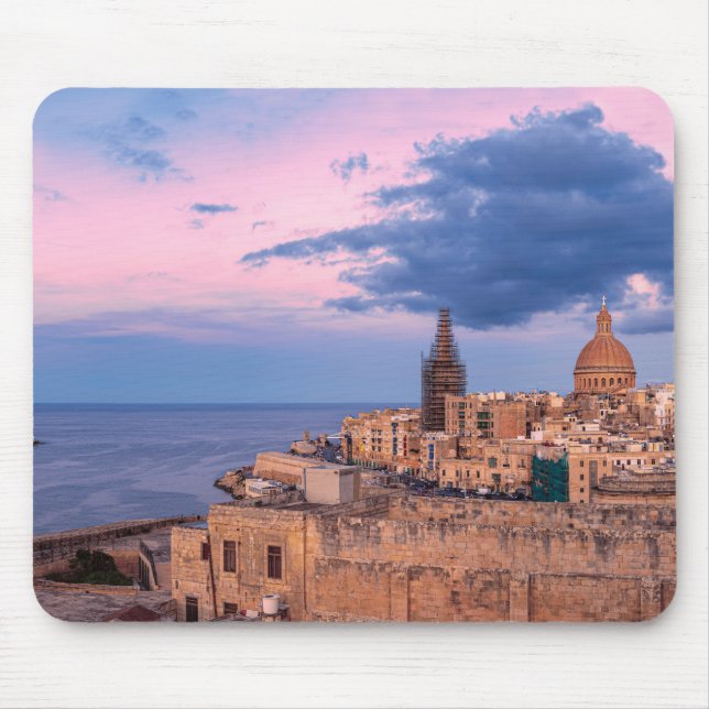 Alfombrilla De Ratón Panoramic view of sunset over Valletta (Frente)
