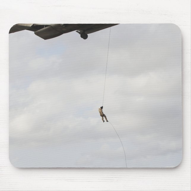 Alfombrilla De Ratón Pararescudos de la Fuerza Aérea llevan a cabo un i (Frente)