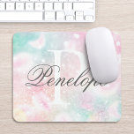 Alfombrilla De Ratón Patrón de bokeh de Bonito de Purpurina rosa<br><div class="desc">Personalice fácilmente este patrón purpurina de bokeh de color rosa con su nombre personalizado y/o monograma.</div>