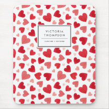 Patrón de corazones rojos de patchwork con acuarel