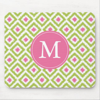 Alfombrilla De Ratón Patrón de ikat de diamantes rosados verde monogram