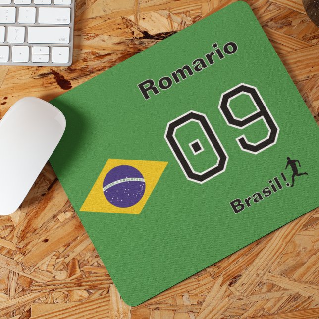Alfombrilla De Ratón Personalized Brasil Soccer Fan Desk Accessory (Subido por el creador)