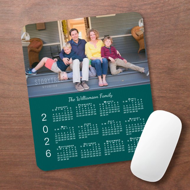 Alfombrilla De Ratón Personalized Photo Name Blue-Green 2026 Calendar (Personalized Photo Name Blue-Green 2026 Calendar Mouse Pad, in situ)