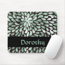 Pétalos verdes degradados sobre negro