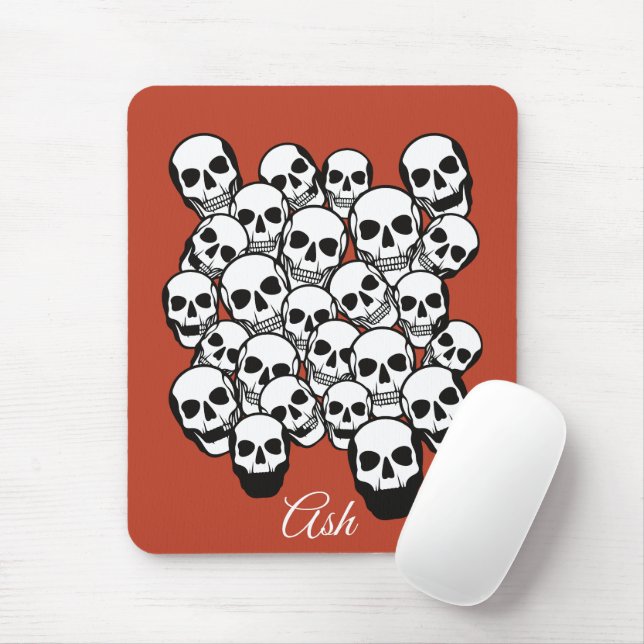 Alfombrilla De Ratón Pila de calaveras quemadas fondo rojo ámbar (Con ratón)