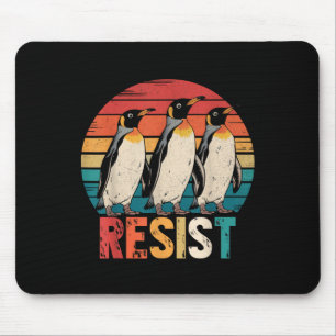 Alfombrilla De Ratón Pingüinos resistentes protestan contra los pingüin