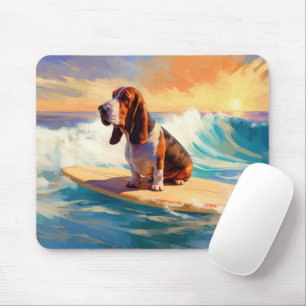 Alfombrilla De Ratón Pintura de surf en Basset Hound Beach