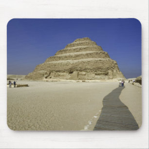 Alfombrilla De Ratón Pirámide escalonada en Saqqara, una de las primera