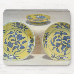Alfombrilla De Ratón Platos de tierra amarillos pintados en underglaze