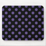 Alfombrilla De Ratón Polka ultravioleta sobre negro<br><div class="desc">El color de Pantone del año 2018 es ultra violeta.</div>