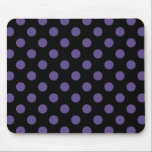 Alfombrilla De Ratón Polka ultravioleta sobre negro<br><div class="desc">El color de Pantone del año 2018 es ultra violeta.</div>