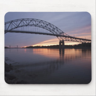 Alfombrilla De Ratón Puente Sagamor sobre el canal de Cape Cod,