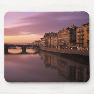 Alfombrilla De Ratón Puentes sobre el río Arno al atardecer,