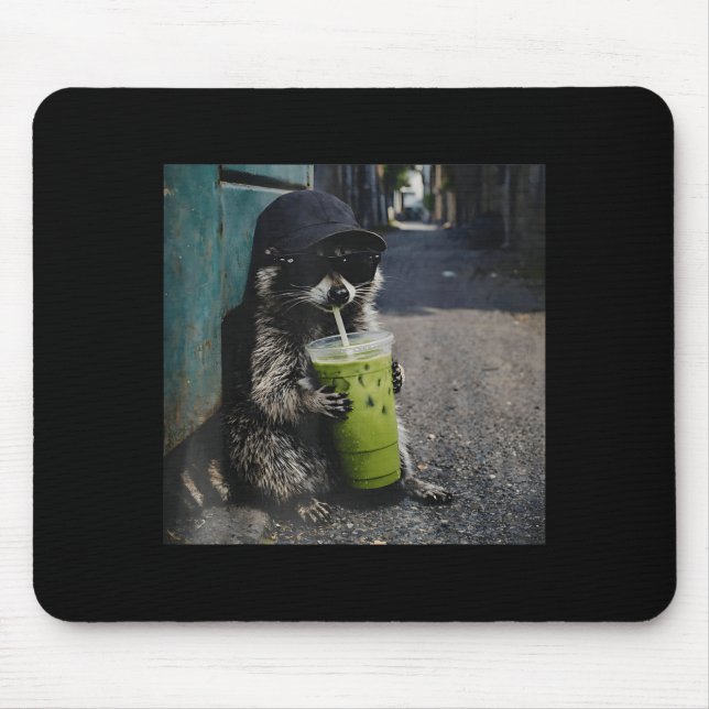 Alfombrilla De Ratón Raccoon drinking matcha latte funny animal meme me (Frente)