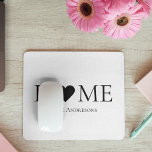 Alfombrilla De Ratón Regalo moderno minimalista de la familia residenci<br><div class="desc">Bienvenidos a nuestra colección Modern Minimal Home Family en Zazzle, el destino perfecto para regalos personalizados que elevan su hogar y celebran lazos familiares. Nuestra cuidada selección de productos combina a la perfección el diseño contemporáneo con la calidez de la familia, creando un toque único y elegante para sus espacios....</div>