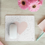 Alfombrilla De Ratón Regalo moderno Pastel Rosa y Corazón Agradable<br><div class="desc">Bienvenido a nuestra encantadora colección de productos de regalo modernos pastel rosado y cardíaco, disponibles exclusivamente en Zazzle. Nuestra selección está diseñada para darle un toque de elegancia y encanto a sus momentos especiales. Ya sea que esté comprando a un ser querido o tratándose a sí mismo, nuestros productos harán...</div>