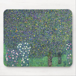 Alfombrilla De Ratón Rosas debajo de los árboles, c.1905