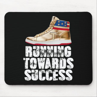 Alfombrilla De Ratón Running Towards Success Trump Sneakers Republican