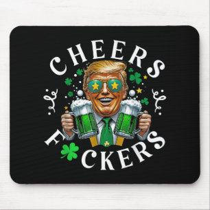 Alfombrilla De Ratón Saludos por la bebida divertida de cerveza St Patr