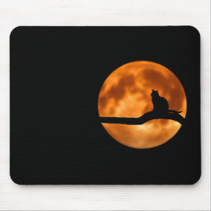 Alfombrilla De Ratón Silueta de un gato negro en un árbol
