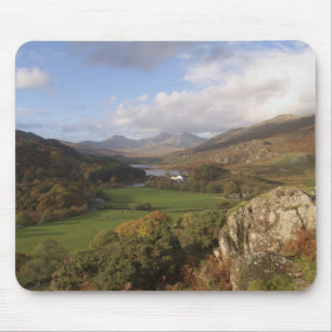 Alfombrilla De Ratón Snowdon desde Capel Curig, Gwynedd, Gales (RF)