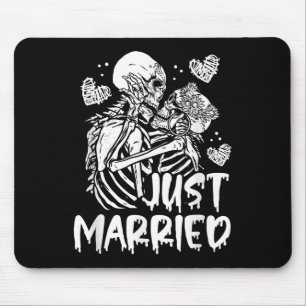Alfombrilla De Ratón Solo casados con Halloween Skeleton Bride y Groom