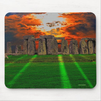 Alfombrilla De Ratón Stonehenge de pie en el atardecer