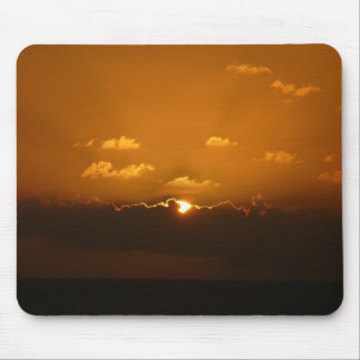 Alfombrilla De Ratón Sun Behind Clouds I Naranja Sunset Photo