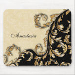 Alfombrilla De Ratón Swirls Mousepad barroco<br><div class="desc">Diseño elegante y ornamentado con rollos grabados en negro y oro con fondo de damasco de tela pálida. ¡Personalizable.</div>