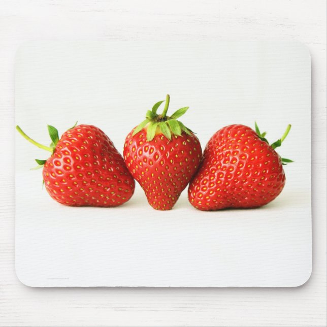 Alfombrilla De Ratón Tres fresas sobre el pcna blanco (Frente)
