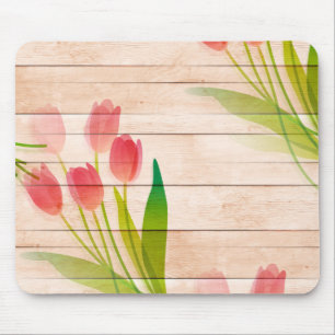 Alfombrilla De Ratón Tulipanes rojos sobre fondo de madera limpia