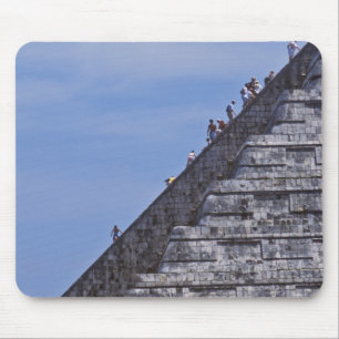 Alfombrilla De Ratón Turistas subiendo escaleras en ruinas de El