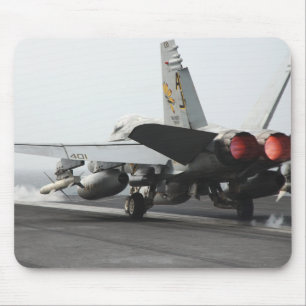 Alfombrilla De Ratón Un avispón de F/A-18C lanza de la cubierta de