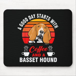 Alfombrilla De Ratón Un buen día comienza con café y un basset hound