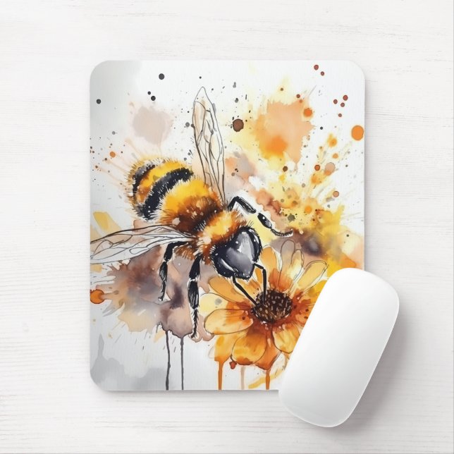 Alfombrilla De Ratón Una abeja recoge miel en una flor. (Con ratón)