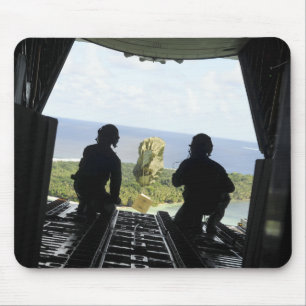 Alfombrilla De Ratón Una caja de artículos humanitarios